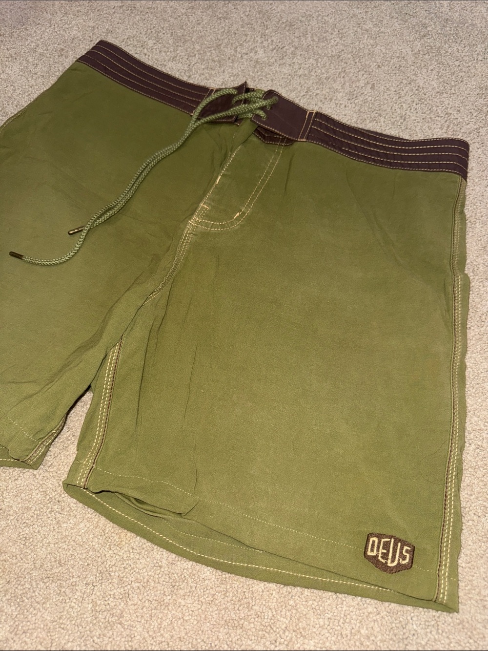 Deus Ex Machina Olive Green boardshorts 36 6” inseam